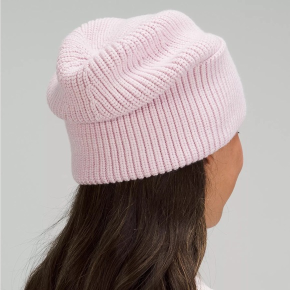 Lululemon Ribbed Merino Wool-Blend Knit Beanie in Pink - BNWOT - Picture 2 of 6